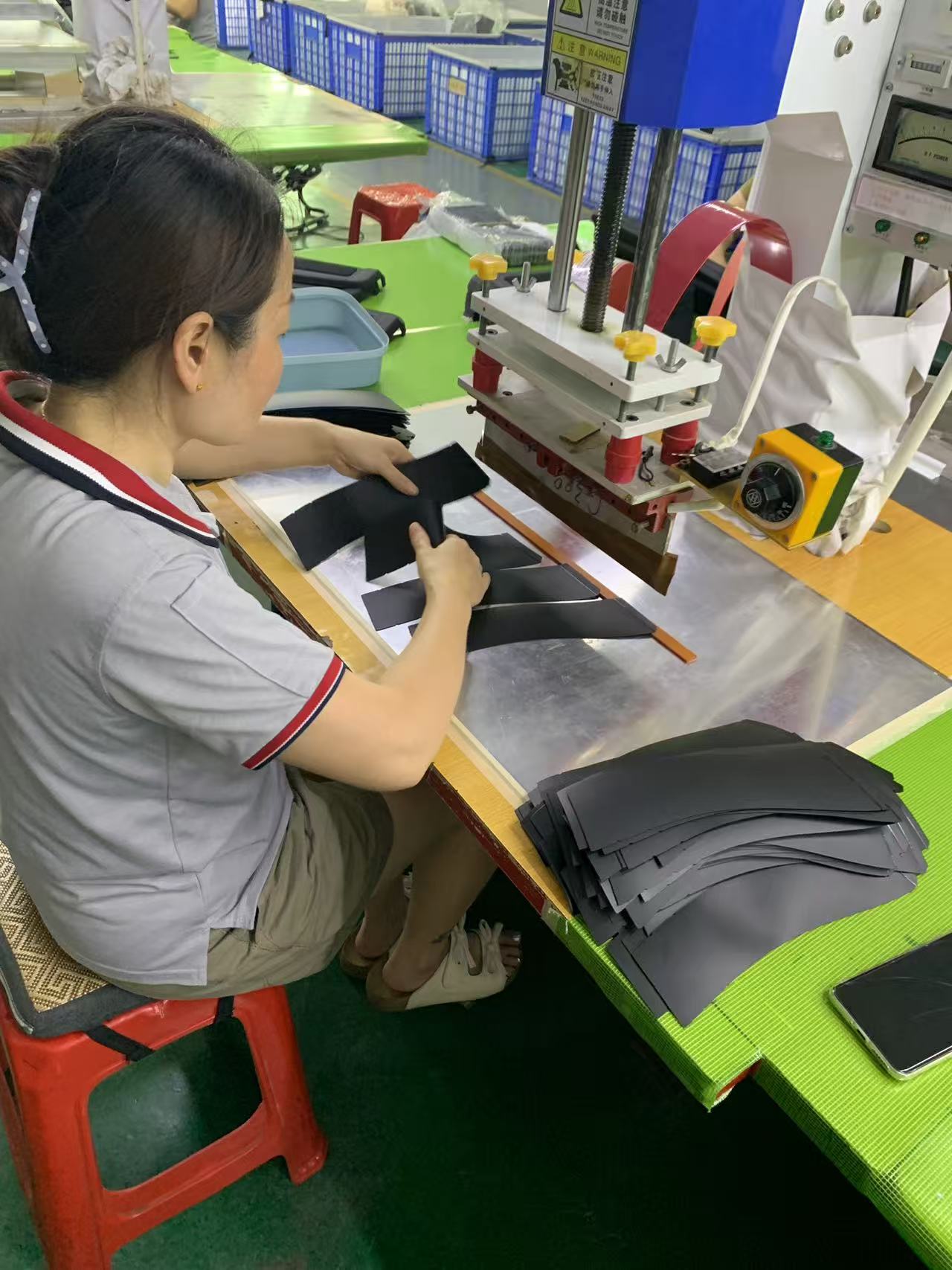 Binnen een Bikepacking Frame Bag-programma in onze fabriek in Dongguan
